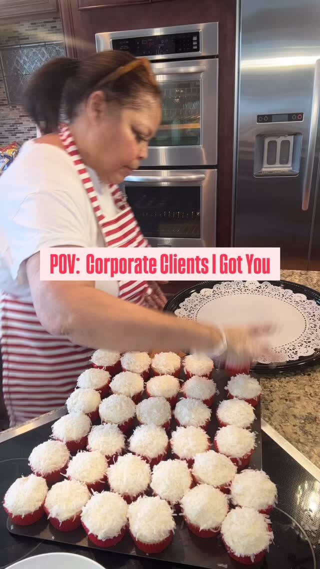 Hey Beauties.. “When companies need reliable, beautiful, and unforgettable desserts… they call me.” 
Hey nah!💜💚💛
#corporatetiktok #Mondayvibes #coconutgirl #businesswoman #corporateevents
