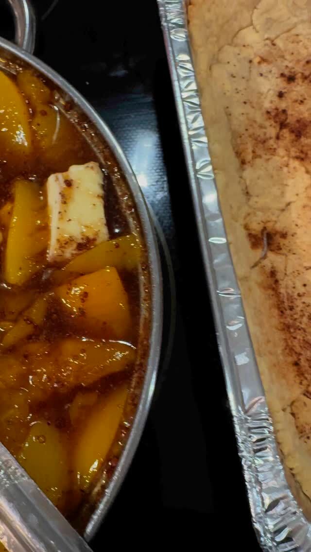 Want to know a baking secret? It’s all in the seasoning…. Peach cobbler going in …Get your ice cream ready! My calendar is open for a few desserts and classes…💋.

Www.queenzuri.com

#cobbler #peachcobbler #bakerlife #delicious #yummy #baking classes #southerndesserts #neworleans #houston #homemadedessert #dessertpic #reels