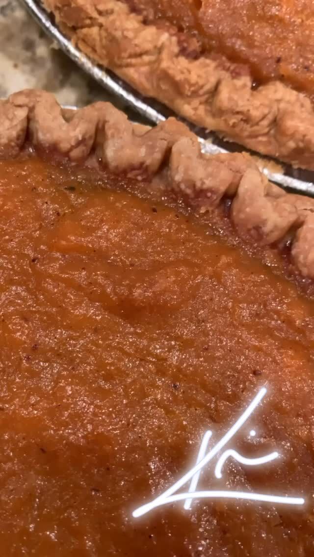 Keep going…you’re always one step away from your blessing…Blessings are meant to chase you..not you chase them…💋
#sweetpotatopie #shipping #holidays #thanksgiving #order #sweetpotato #southerngirl