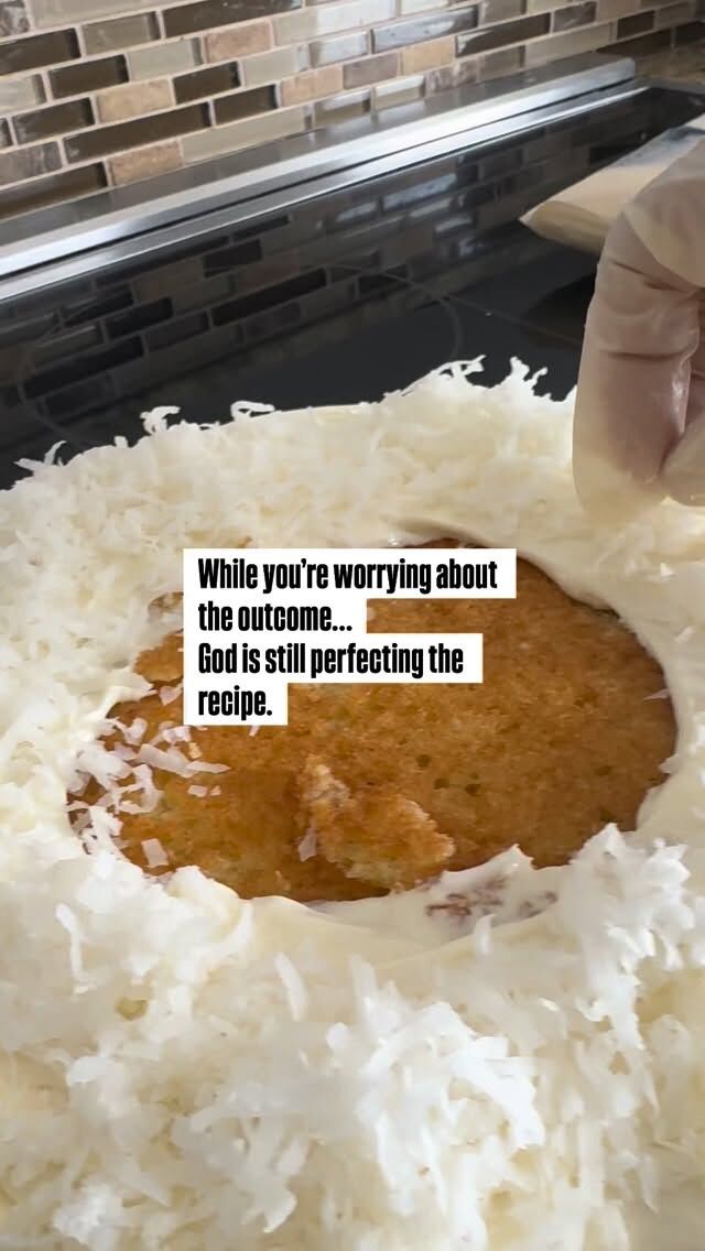 Hey Beauties Ya’ll worry too much!
Stay patient, stay faithful, and keep mixing. Your blessing is still rising.✨

#FaithOverFear #fridaymotivation #TrustTheProcess #homemade #MorningInspiration