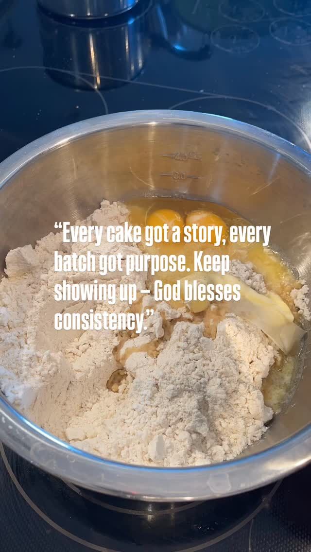 Happy Monday!  Stop looking for the short cut.. there is no short cut! 
“Don’t give up just because it’s hard right now. Every setback is setting you up for something greater. Keep showing up, keep praying, keep pushing — what God promised still got your name on it.” 🤍✨

#monday #motivationforyou #bakerofinstagram #kingcake #mardigras